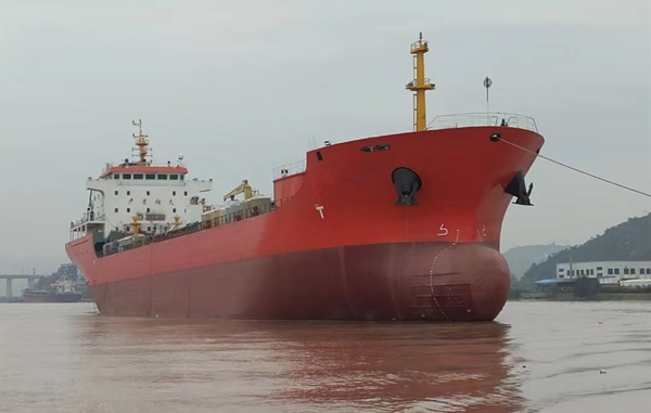 Oil tanker 11000DWT